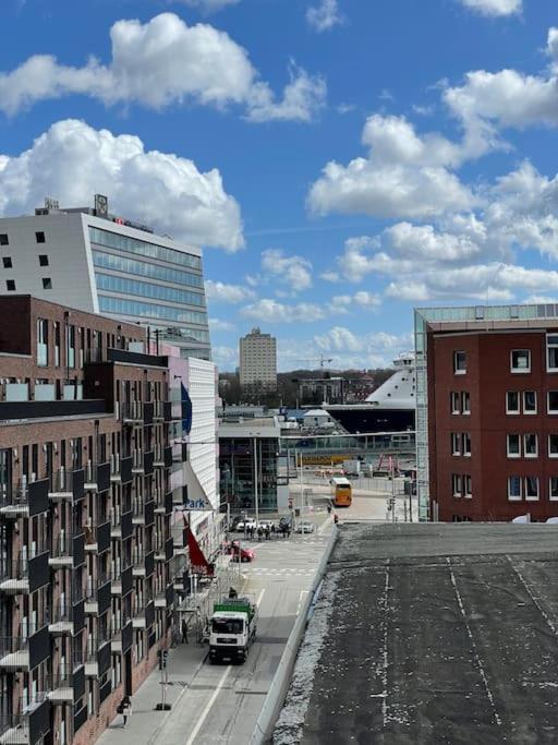 Rooftop Mit Foerdeblick, Zentral & Nah Am Hbf Kiel Exterior photo