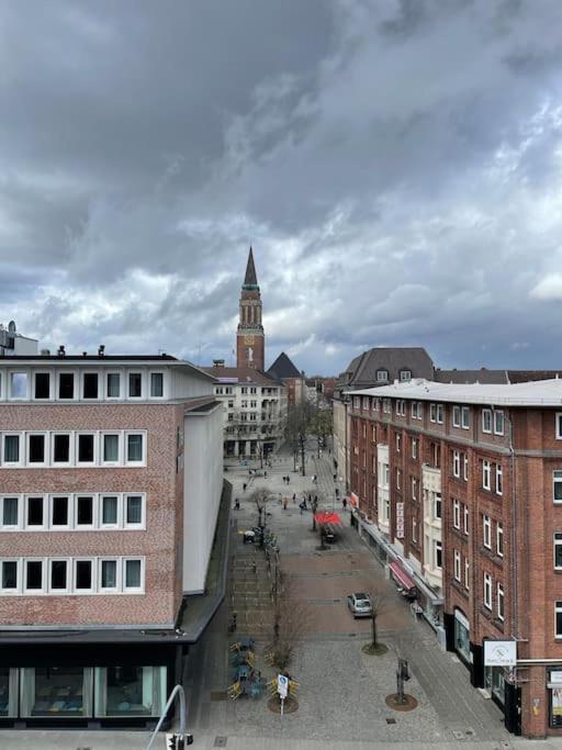 Rooftop Mit Foerdeblick, Zentral & Nah Am Hbf Kiel Exterior photo
